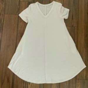 Short sleeve dress